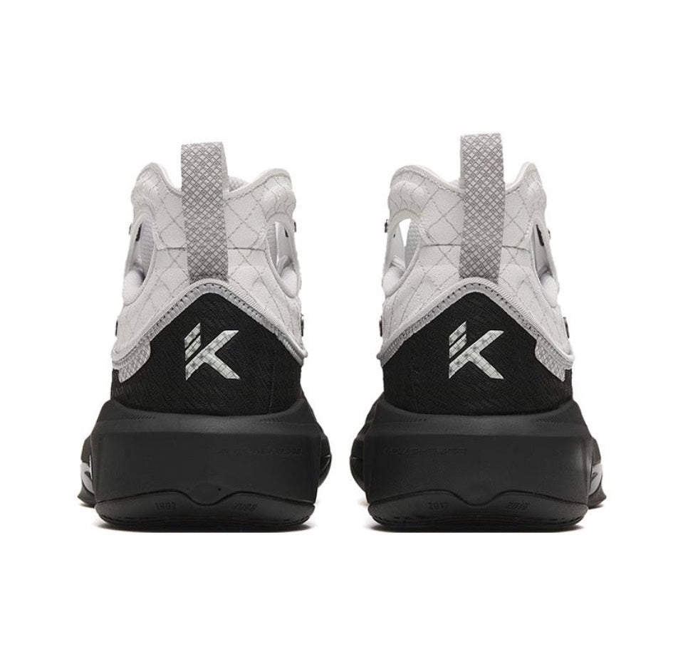 ANTA KT8 Klay Thompson 8 Gentleman Black White